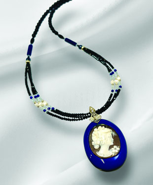 カメオ琥珀ペンダントネックレス CAN-823